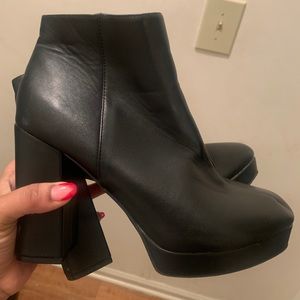 Platform ankle boots